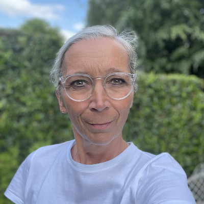 Profilbild Frau Becker