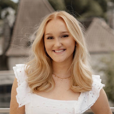 Profilbild Frau Lange